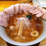 Ippongi - どかのせ鶏チャーシューそば（醤油）（900円）