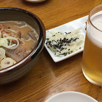 モツ煮とおつまみ3色