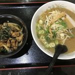 升亭 - 味噌ラーメン＆半焼肉丼セット