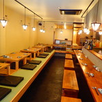 居酒屋まつり - 掘りごたつ式の座敷は広めでゆったりくつろげます。20名様~30名様対応してます！宴会におすすめ！