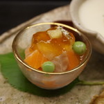 八寸：本鱒の土佐酢ジュレ添え