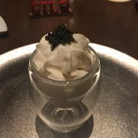 CILQ - < スペシャリテ >
                フレッシュキャビアをほうじ茶のチャイで