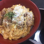 とんかつ屋 金太郎 - 2017年5月。かつ丼900円。