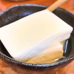 八雲  - 安い！本格杏仁豆腐！@100円