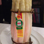 トラットリア トマティカ - バッサーノ産のホワイトアスパラ