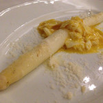 トラットリア トマティカ - Asparagi bianchi di Bassano alla milanese