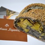 シニフィアン シニフィエ - 週末限定のパン