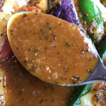 SAMA - 【2017年04月】パリチキとチーズのカリー@1,250円。 トマトスープ、辛さ4番、ココのスープ好きです(^^♪