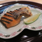 青華こばやし - 29年5月　サクラマス塩焼き　高知レモン