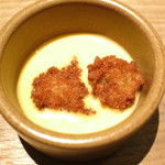 Crony - ミモレットチーズのスープとクルトン