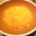 Crony - オランダ産ホワイトアスパラガスとウド　オランデーズソースの再構築　酸の効いたソースに塩水に漬けて乾燥させ刻んだ卵黄掛け