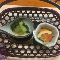 草庵 - 小鉢三品…一品はどこに…