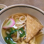 柳生 - きつねうどん　出汁がうまい