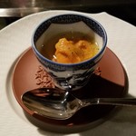 アミューズの「ウニのフラン」