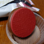 ニューヨークシティサンド - N.Y.ベリーベリーキャラメルサンド＆Ｗチョコレート 4個入 1512円 (17年4月)