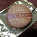 N.Y.キャラメルサンド 4個入 540円 (17年4月)