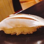 鮨 竜介 - 2017..  小鰭