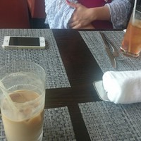 R restaurant & bar - 