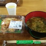 さいき海の市場〇 - かきあげ \100 と クロメ汁 \180