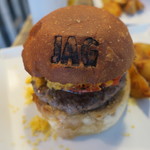 JAGBAR potato & hamburger - ジャグ・チーズバーガー、フリットセット：ポテトS ホースラディッシュマヨで4