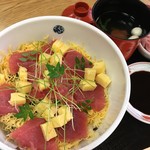 いづ源 - 鮪ちらし