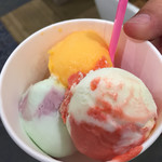 サーティワンアイスクリーム - マスカットバスケット、オレンジソルベ、ドルセデブラッドオレンジ（＾∇＾）