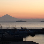 レストラン ラ・マーレ - 夕暮と江ノ島と富士山