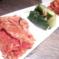 南新宿 和牛焼肉 慶 - キムチ盛り合わせ８５０円