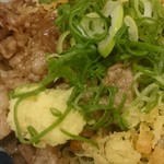 Marugame Seimen - 肉にくしい具材をアップｗ