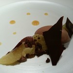 レストラン リューズ - 宇和ゴールドとなめらかなショコラのアンサンブル