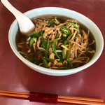 大天海 - 搾菜肉絲湯麺：850円