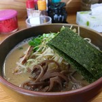 天池家 - 豚骨ねぎラーメン