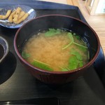 Nanjou Sabisu Eriano Borisen Kaisen Resutoran Echizenjii Sotei - 味噌汁付き