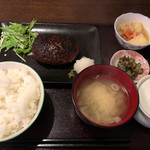 炭火焼 お食事処 おかん - 