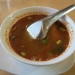バーンルンナンチャオ - ランチセットのスープ（日替わり）