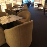 ベージュ アラン・デュカス 東京 - 