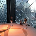 ベージュ アラン・デュカス 東京 - 