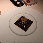 ベージュ アラン・デュカス 東京 - 