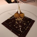 ベージュ アラン・デュカス 東京 - 