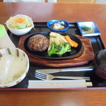 とんかつぼたん - 三元豚自家製てごねハンバーグ定食1000円（限定5食）