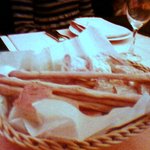 トラットリア デッラ ランテルナ マジカ - お通し？（グリッシーニetc)