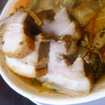 彩華ラーメン - 厚切りバラ肉