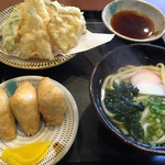 正八郎うどん - 天ぷらうどんセット＝８４０円
            