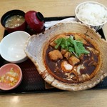 大戸屋 - チキンの味噌かつ煮定食８５９円