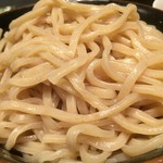 えび豚骨拉麺 春樹 - かなりの太麺＾＾