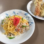 手打ちうどん　よこい - そしてバラ寿司も美味い