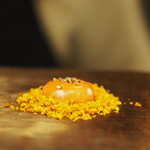 アカ - ソブラサーダ （パン粉、生ハム、にんにく、パプリカパウダー、大葉と炭火焼入れバケットで頂きます）