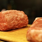 アカ - 「京丹波 平井牛」ラムシン＆「川岸牧場」ロース
