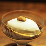 アカ - ミルクプリン