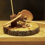 アカ - 「生チョコ」 岩塩、オリーブオイル クッキーナッツと共に